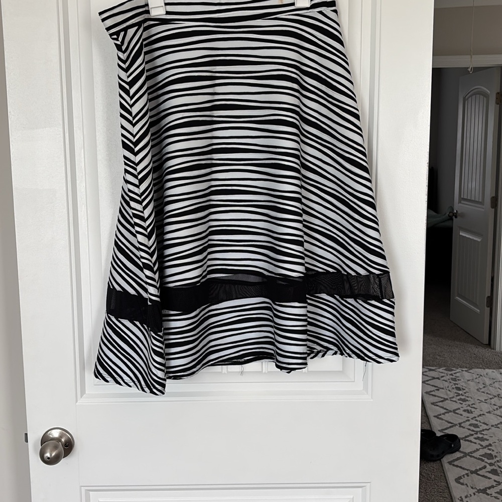 Elegant Striped A-Line Skirt
